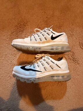 Nike Air Max Flyknit - white/black